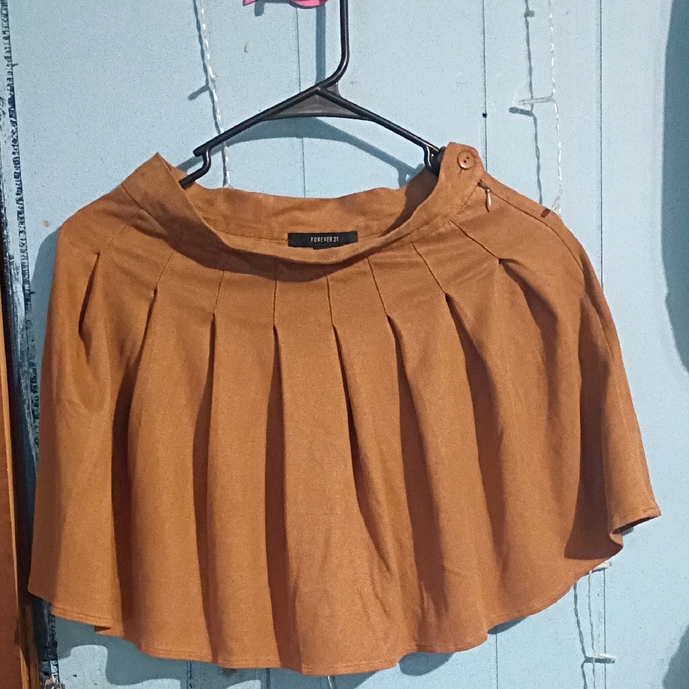 Forever 21 Tan Circle Skirt with Pleats